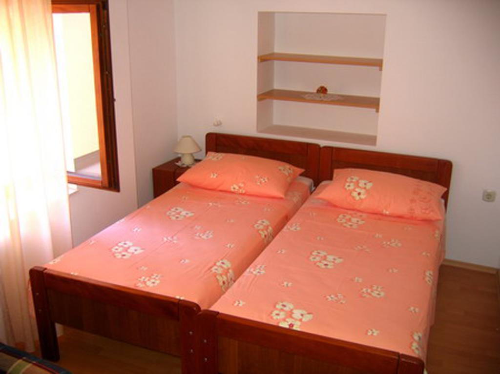 Dobra Apartments 트로기르 객실 사진